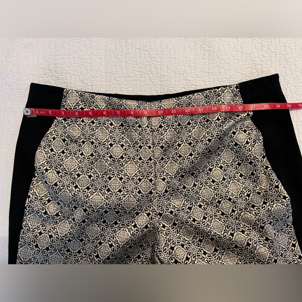 Lane Bryant Black & Gold Metallic Jacquard Ponte Slim Leg Pants size 18/20 - Picture 11 of 12